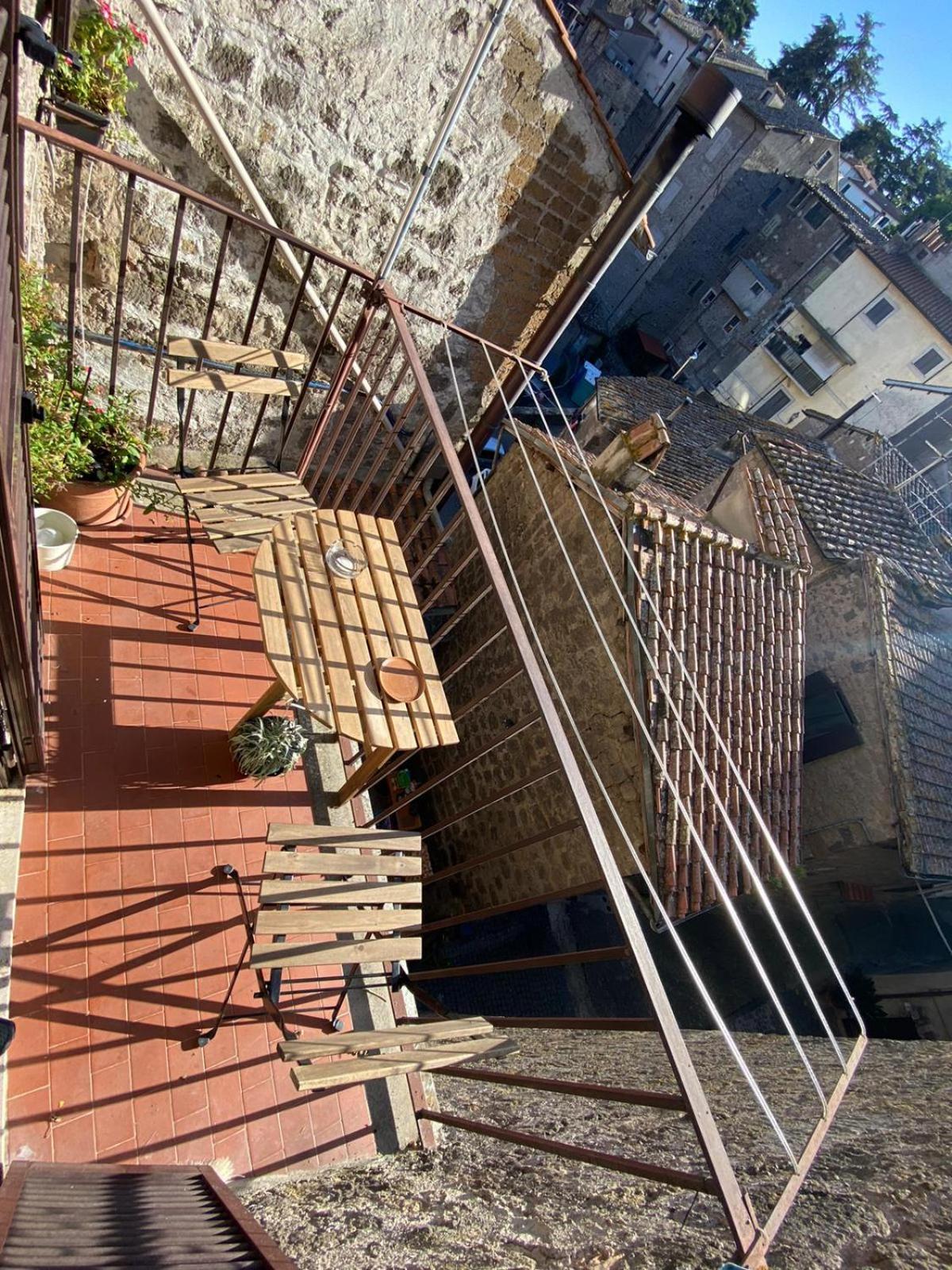 Willa La Torretta Nel Borgo Ronciglione  Zewnętrze zdjęcie